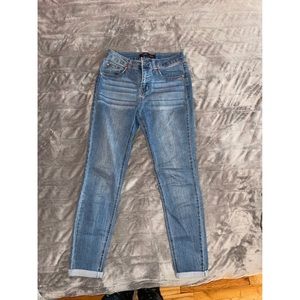 Fashionova Light Wash Skinny Jeans